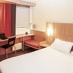 Ibis Fourmies