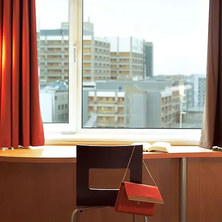 Ibis 3*