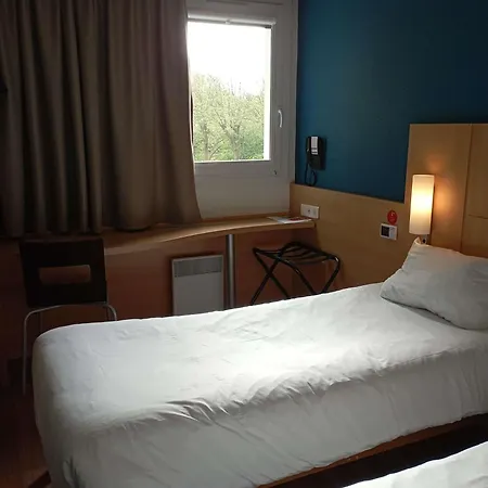 Ibis 3*