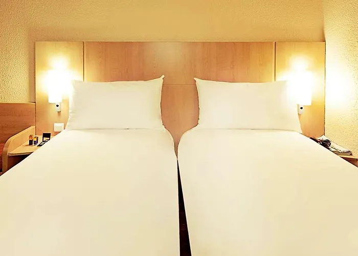 Ibis 3* Fourmies