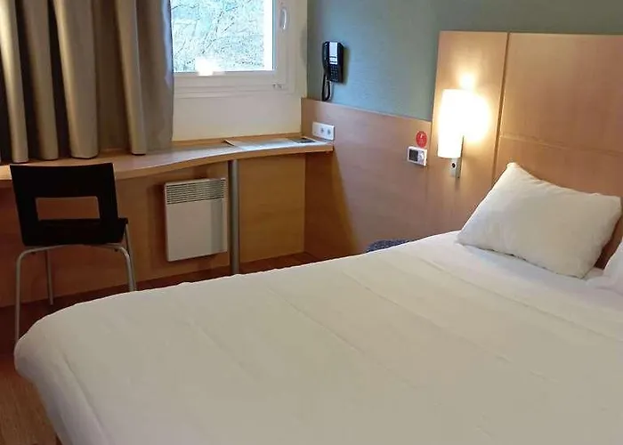 Ibis Отель 3*