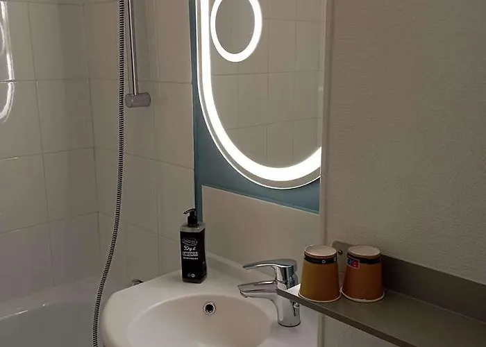 Отель Ibis Fourmies